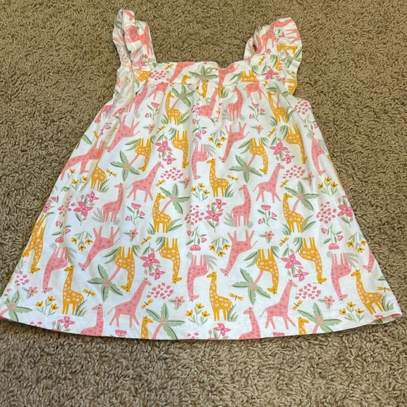 Carter’s 2pc set tank & shorts - Picture 8 of 8